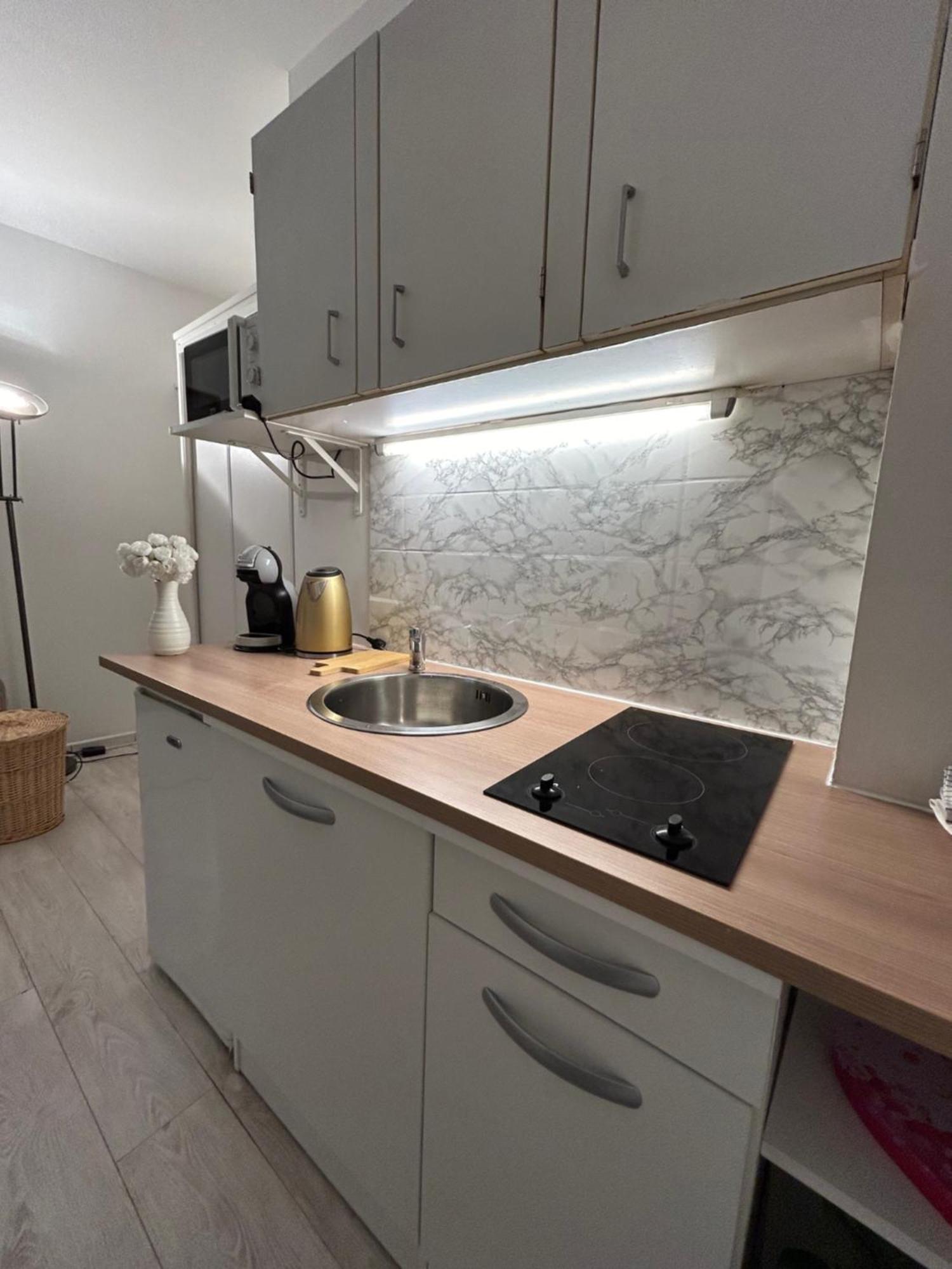Apartament Au Charme Des Carmes - T1 Sur Cour - Metro A & B Tuluza Zewnętrze zdjęcie
